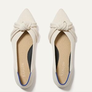 Rothys the knot point II conch white sold out